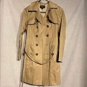 Stylish Tan Double-Breasted Women's Trench Coat